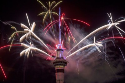 New Zealanders Celebrate New Years Eve 2016