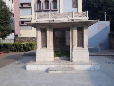 mirza ghalib Tomb mirza ghalib Tomb