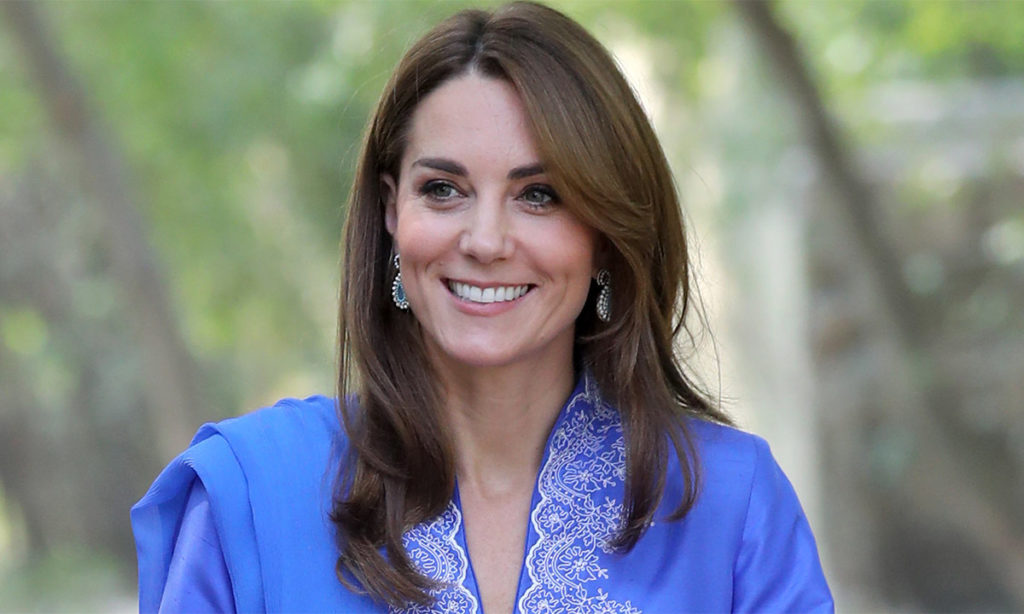 kate middleton blue sari pakistan t kate middleton blue sari pakistan t